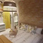 Apartamenticos 98 * 萨拉戈萨