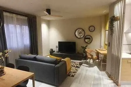 Lägenhet Apartamenticos 98