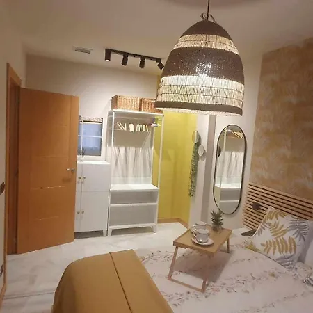 Lägenhet Apartamenticos 98 Zaragoza